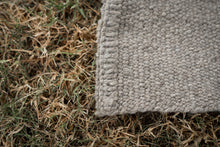 Load image into Gallery viewer, WOOL RUG | DIAGUITA - PIEDRA
